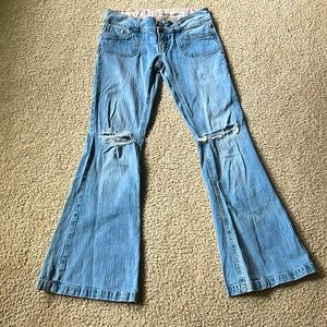 Red Camel size 7 flare jeans